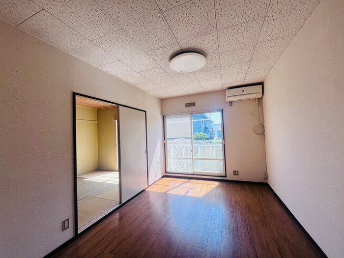 居室 ブル－ハイツ