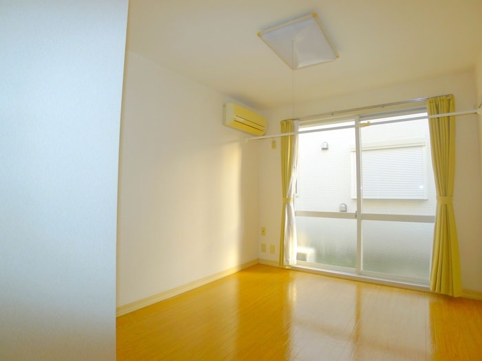 居室 ミ・ピアーチェ