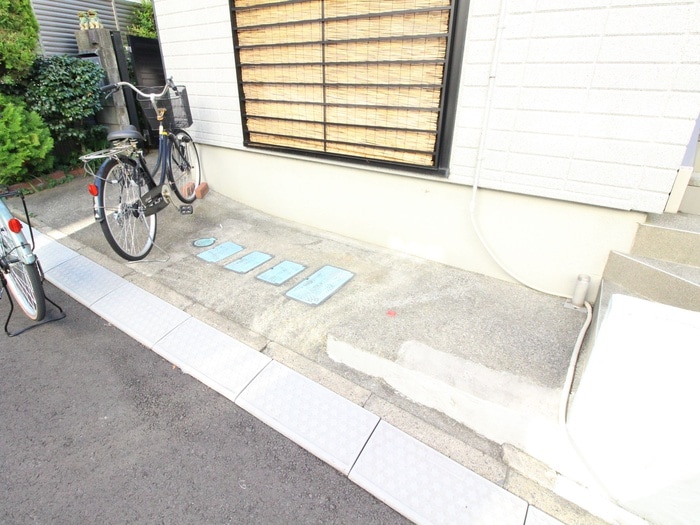 駐輪場 コーポ伊佐