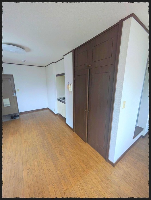 収納 メゾンＫＡＭＩＹＡＭＡ