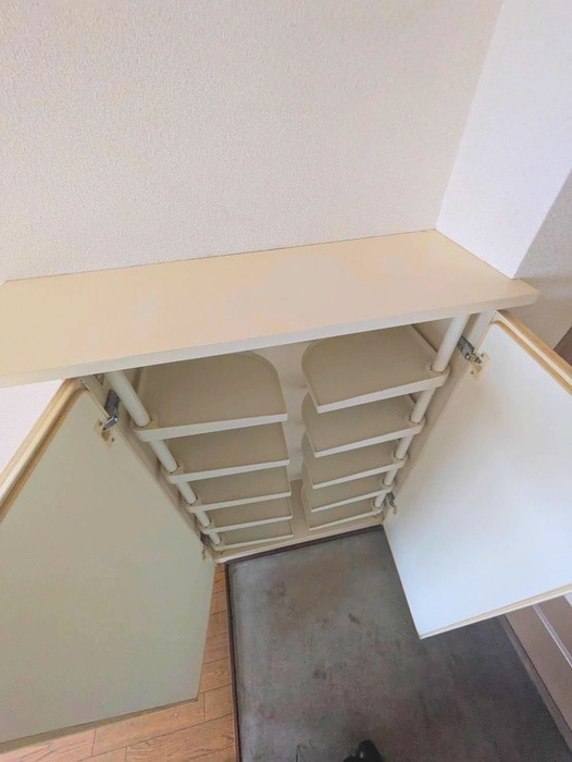 靴箱 メゾンＫＡＭＩＹＡＭＡ