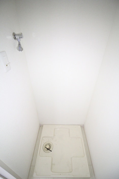 洗濯機置場 bright