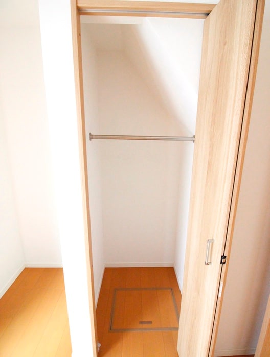 収納 MIJAS　MEIDAIMAE