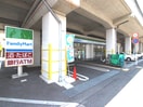 ファミリーマート(コンビニ)まで230m リブリ・ｃｕｏｒｅ