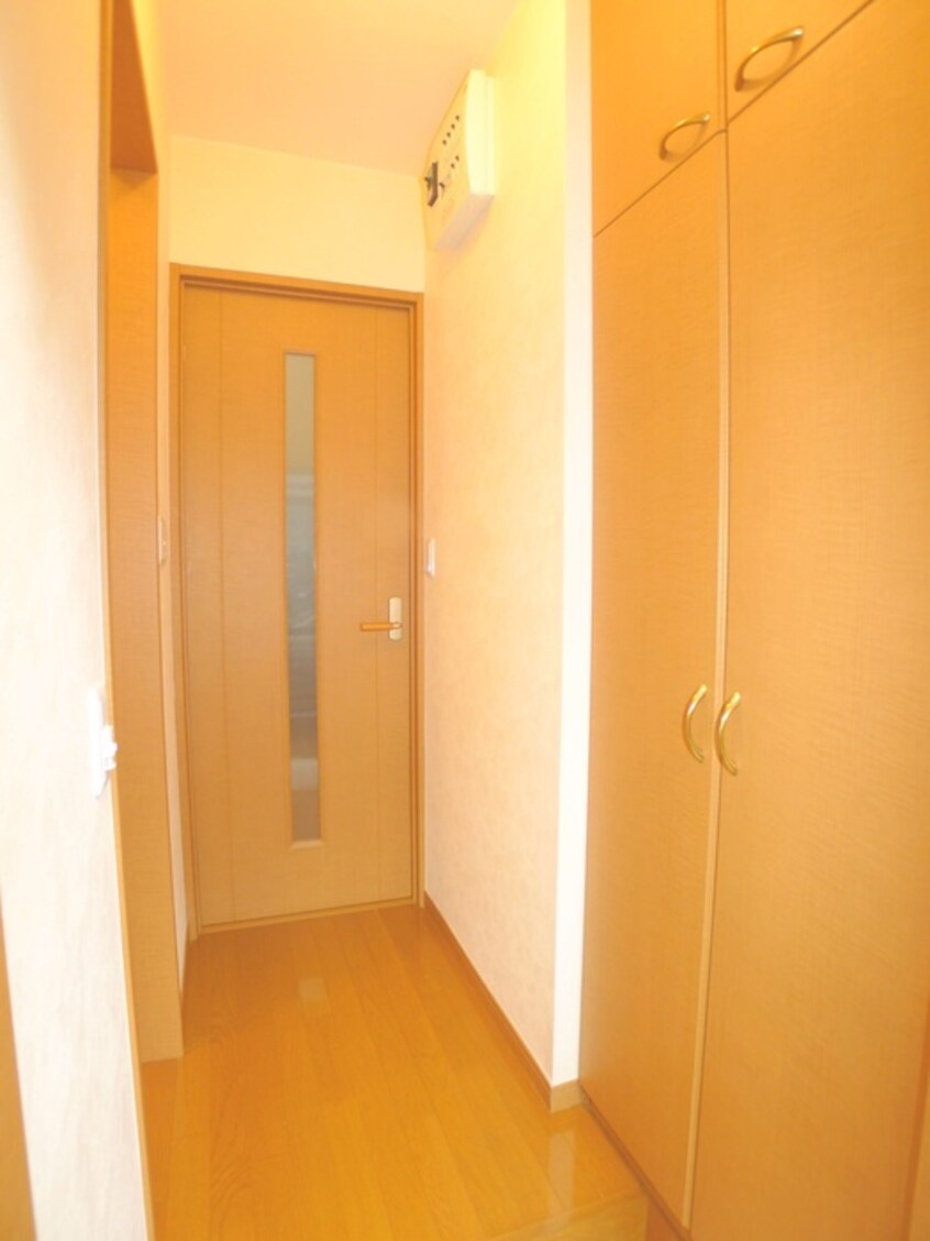 廊下 Ｅ・Ｔ・Ｆ