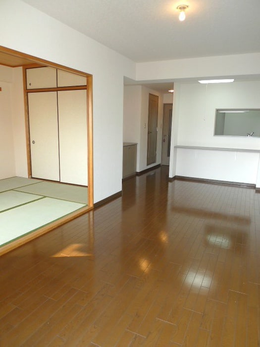 居室 グランドアズ－ル戸田