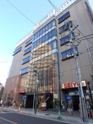 西友(スーパー)まで158m レジディア国立