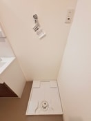 洗濯機置場 ジーメゾン入間