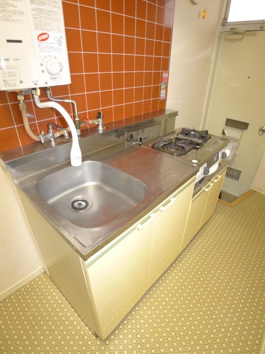 キッチン レジデンス　ホング１
