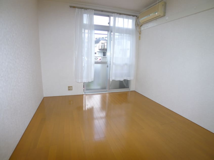 居室 レジデンス　ホング１