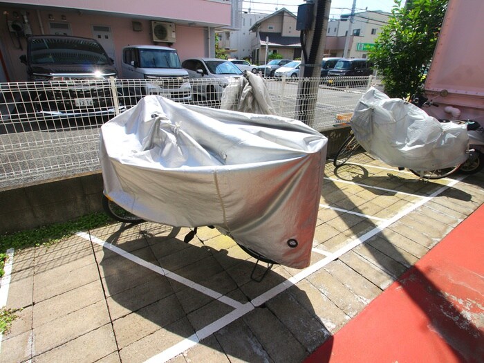 駐輪場 ウエストビル