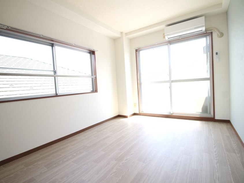 室内からの展望 ウエストビル
