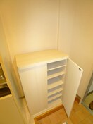 靴箱 パルコート新宿