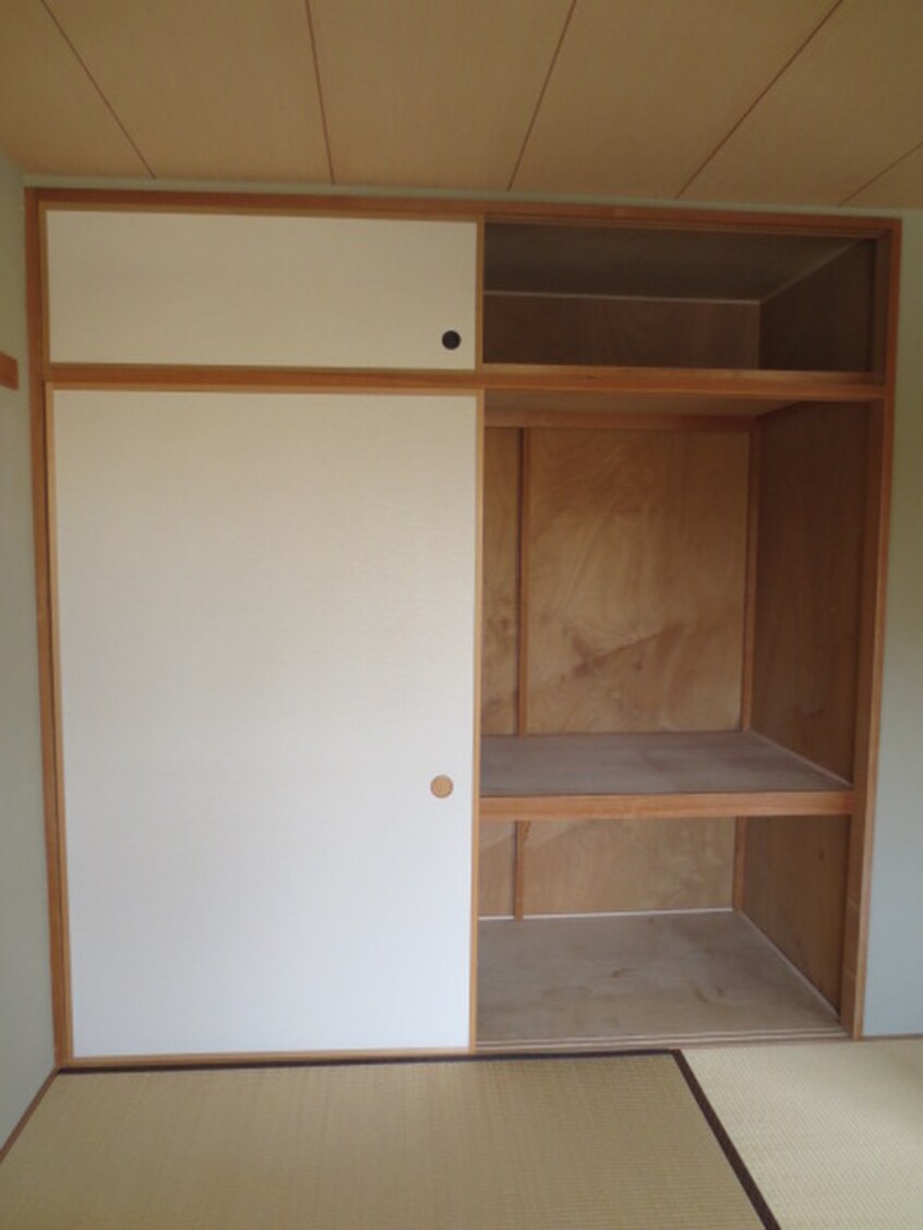 収納 鵜野森グリ－ンヒルズ