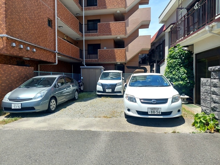 駐車場 コーポ岩上
