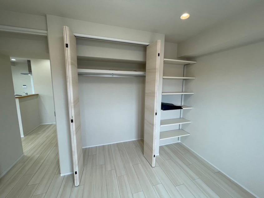 収納 シャンボール白山(802)