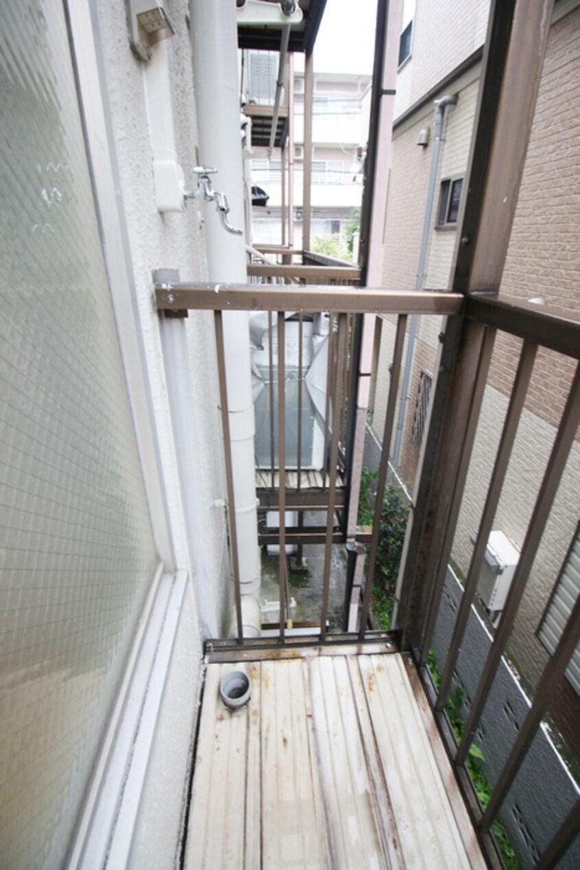 洗濯機置場 フレグランス蓮根