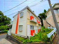 パ－クサイド川井