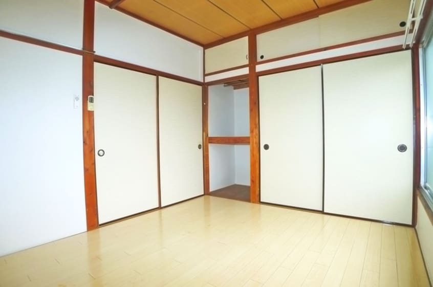 居室 ロッヂ８０