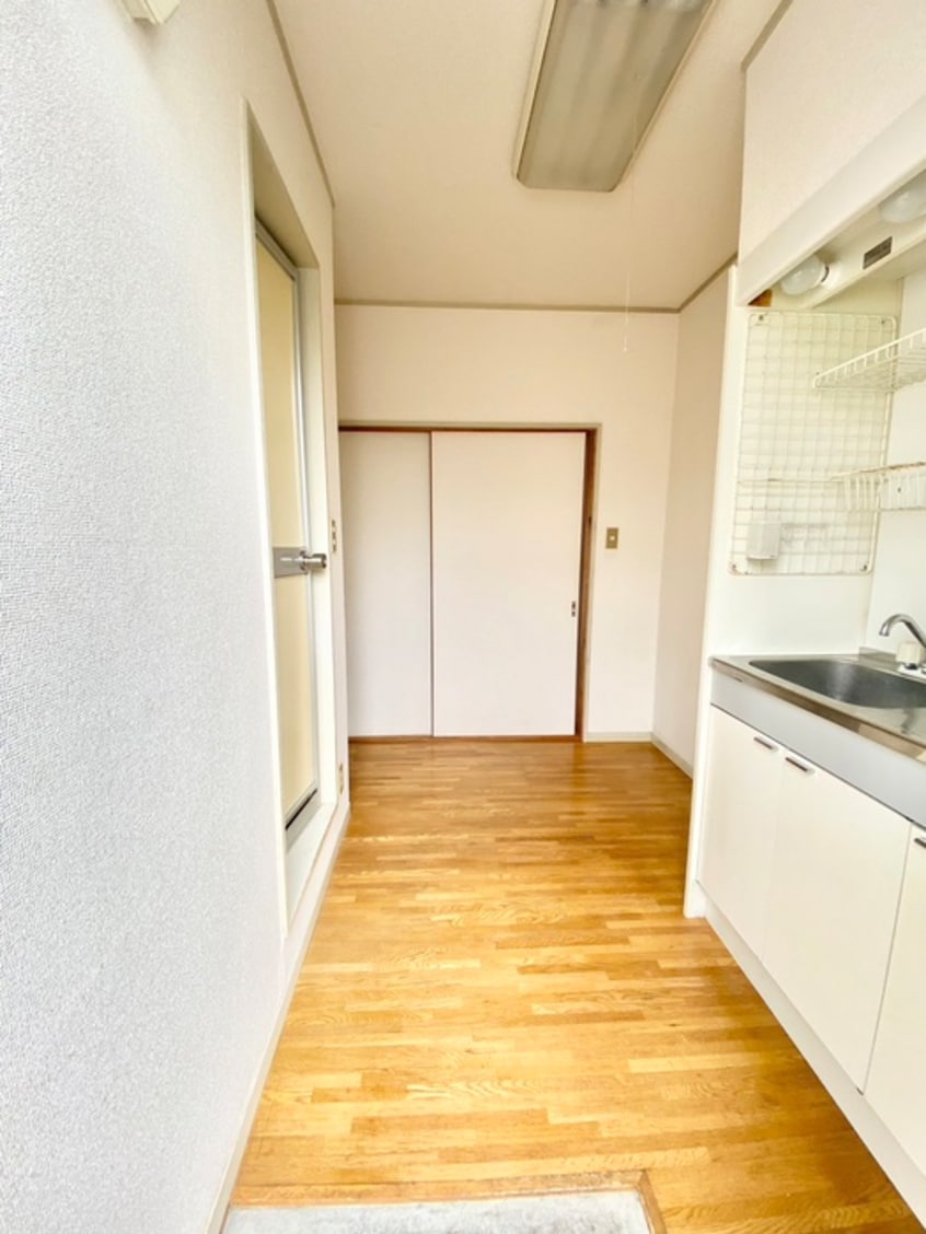 内観写真 ハイツしの