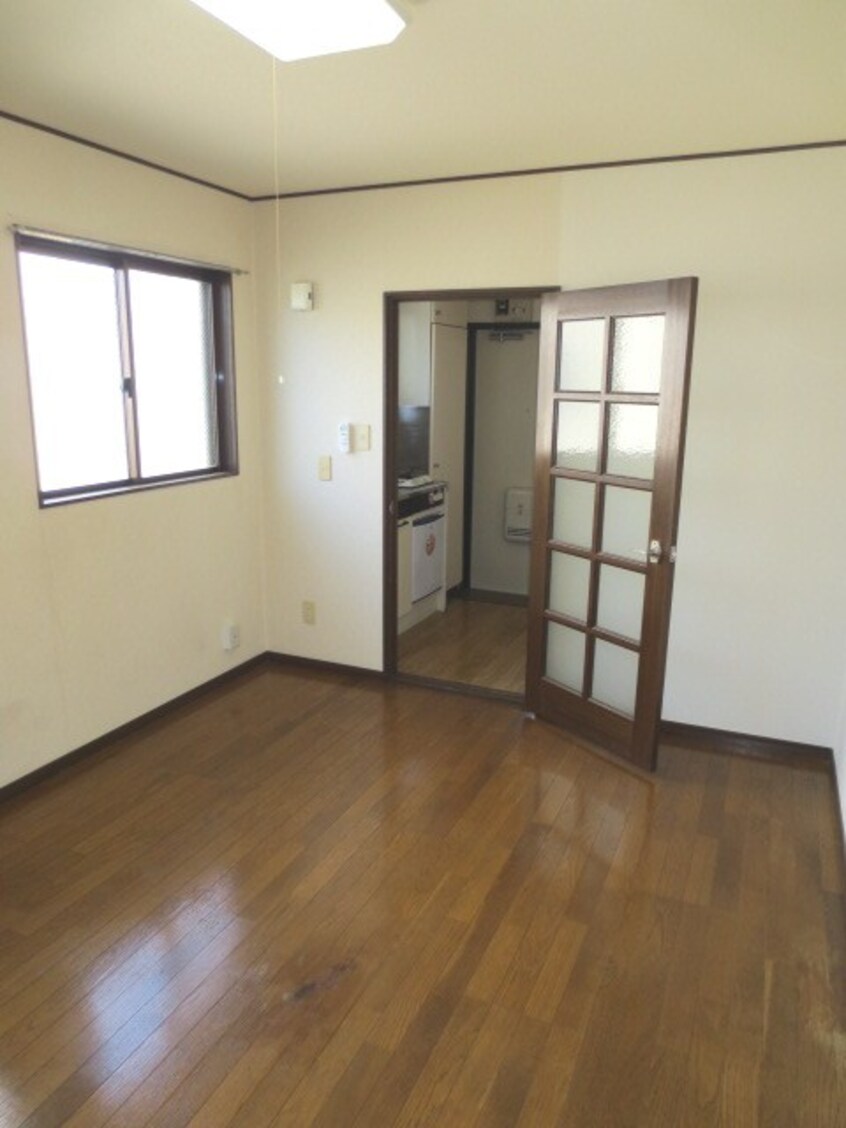 居室 塩谷ビル