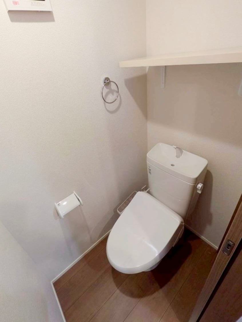 トイレ MELDIA南浦和Ⅳ