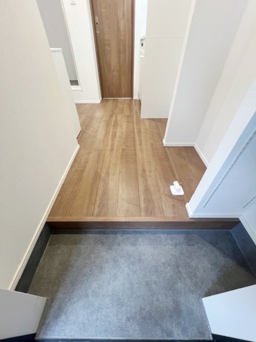 玄関 MELDIA南浦和Ⅳ