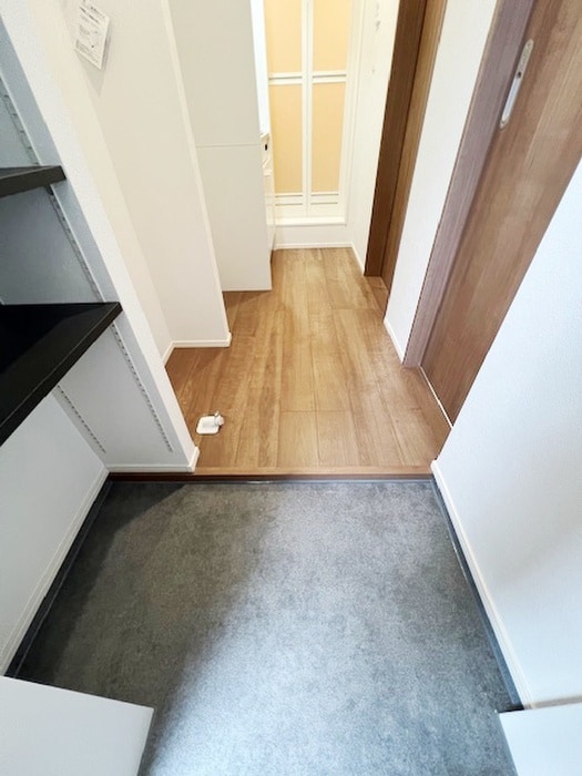 玄関 MELDIA南浦和Ⅳ