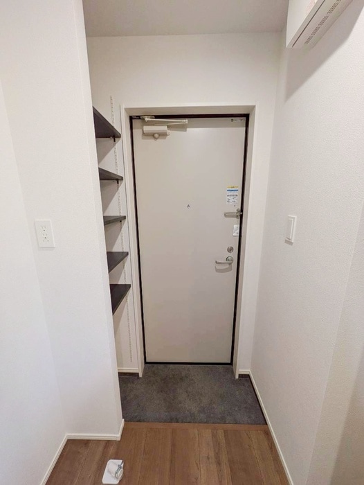 玄関 MELDIA南浦和Ⅳ