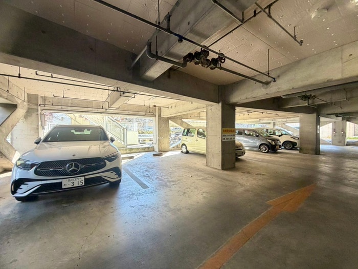 駐車場 コージィーコート