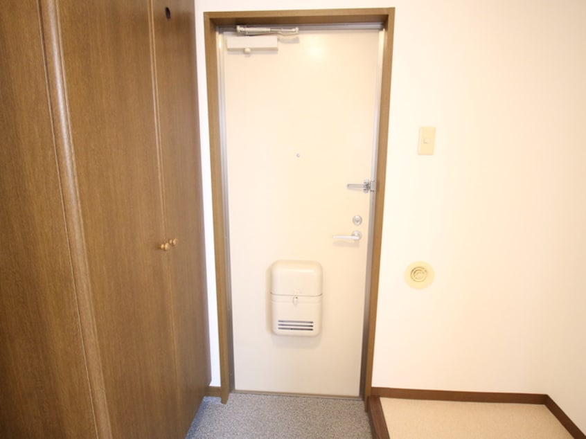 玄関 サニ－フラット