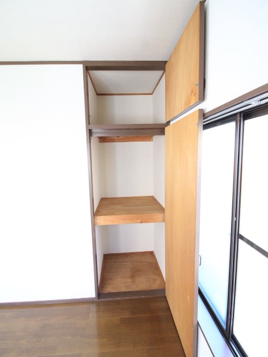 収納 舘野様貸家館