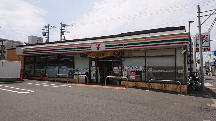 セブンイレブン横須賀公郷町２丁目店(コンビニ)まで335m リバ－サイドコ－プＡ