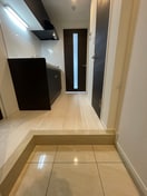 玄関 レピュア両国レジデンス