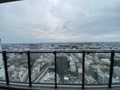 室内からの展望 THE YOKOHAMA FRONT TOWER(3011)