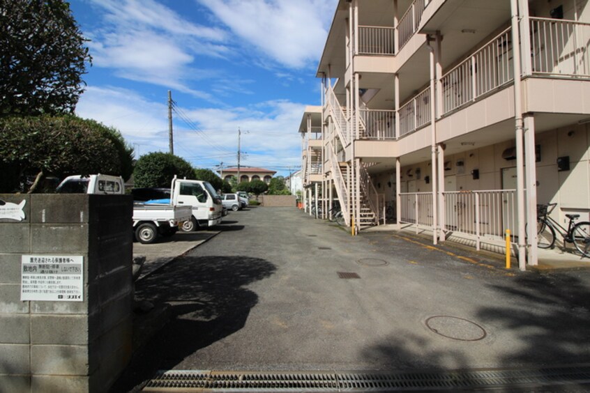 駐車場 サンライズシャト－