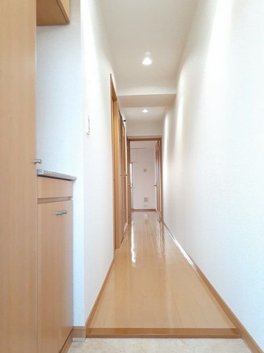 廊下 クレメント