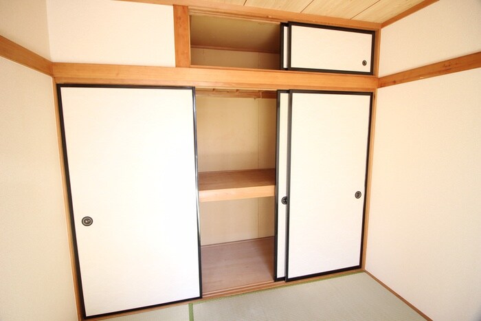 収納 センティア山崎