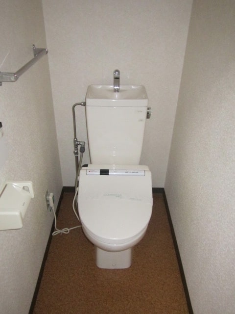 トイレ 下ノ根グラスワン