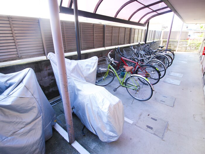 駐輪場 アーク登戸