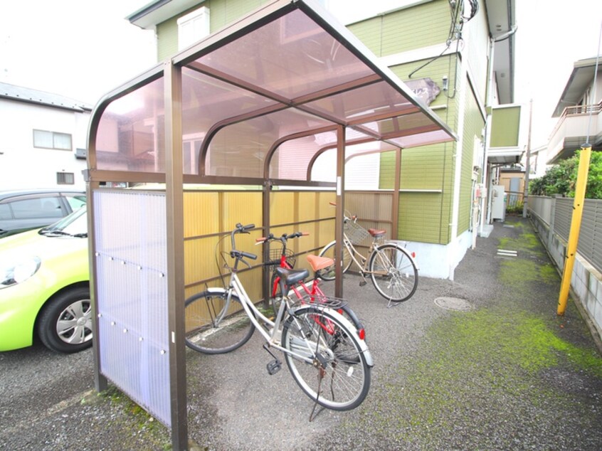 駐輪場 サンパレス