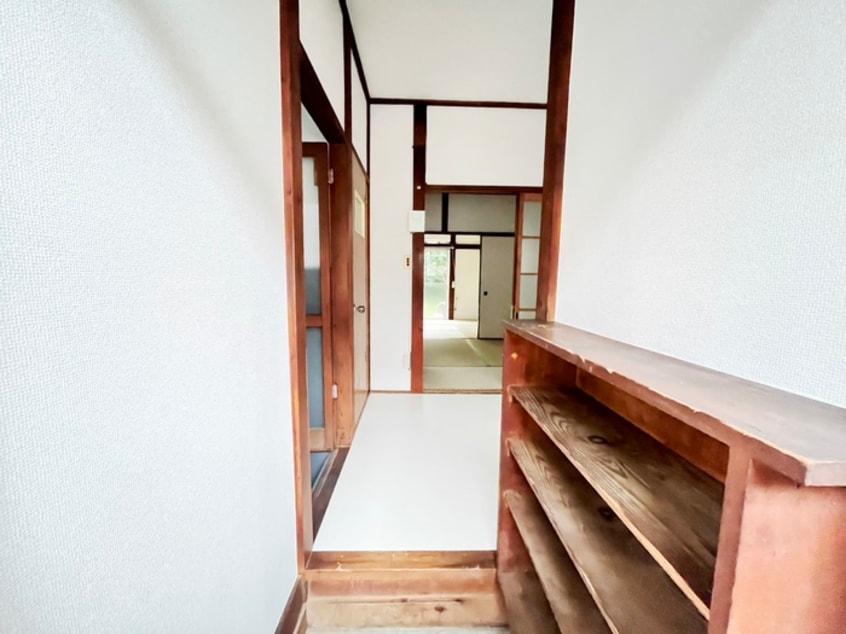 玄関 第一ショウエイ荘