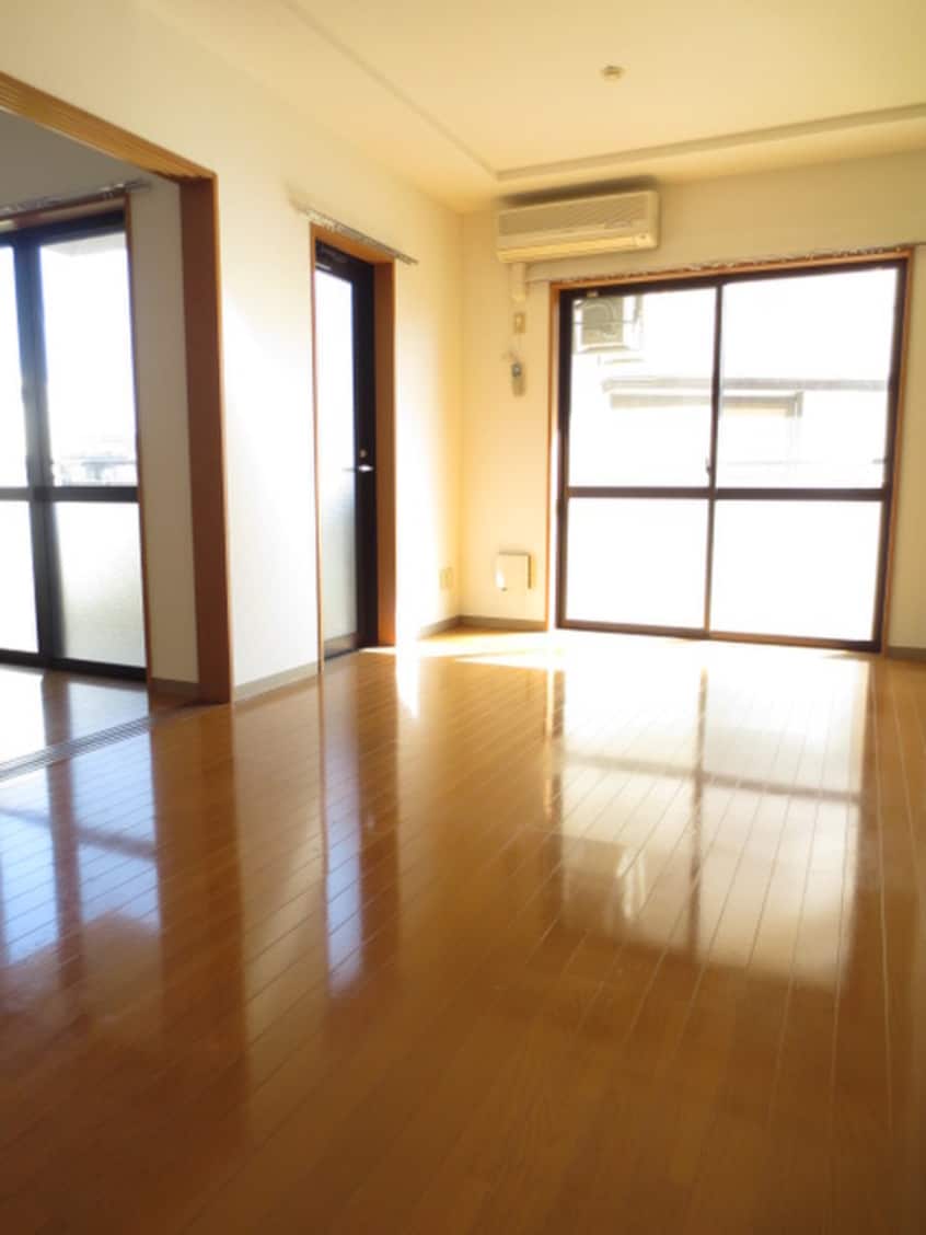 居室 Ｇｌｏｒｙ Ｈｉｙｏｓｈｉ