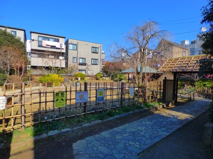 藤兵衛公園(公園)まで80m ア－クビル高田馬場