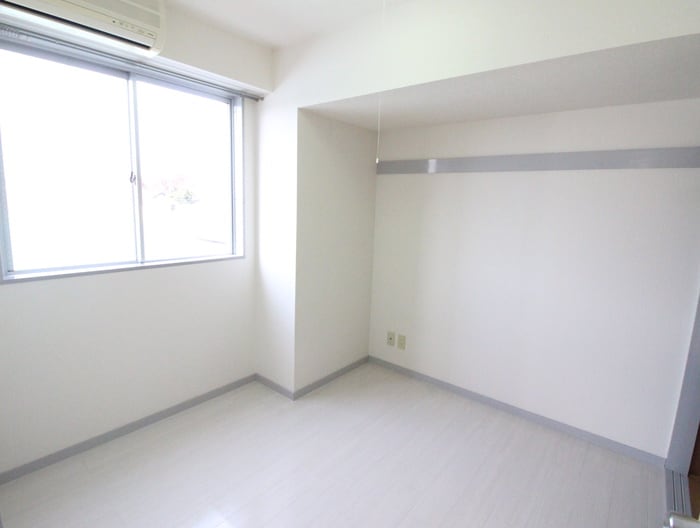 居室 ヤマザキエムハイツ（３０５）