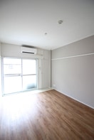 居室 オークフジ