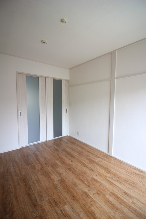 居室 オークフジ