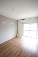 居室 オークフジ