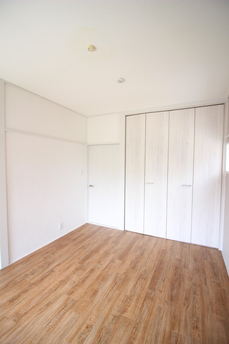 居室 オークフジ