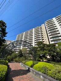 清新プラザ３号棟